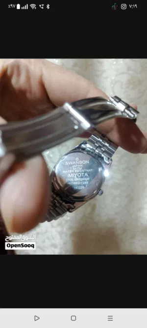 ساعة يد من ماركة سوانسون اليابانية