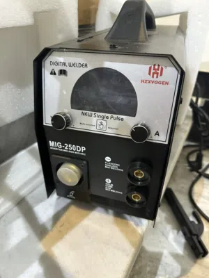 مكينه لحيم HZXVOGEN MIG-250DP