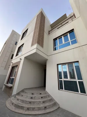 400 m2 5 Bedrooms Villa for Rent in Muscat Al Mawaleh