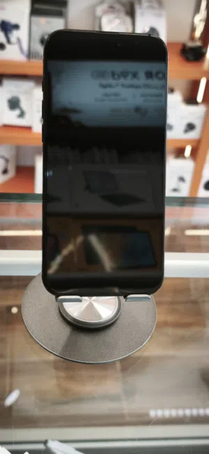 iphone 16 pro max تخزين 512g لون اسود بطارية 89% خالي من الخدوش بحالة الوكالة بسعر حررررررررق