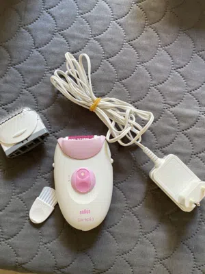ماكينة براون لإزالة الشعر Braun Silk-Epil Epilator