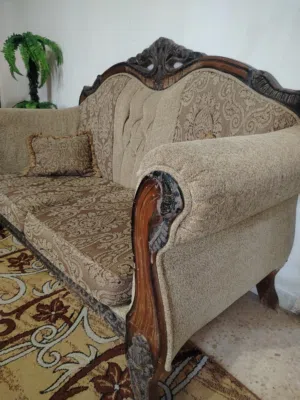 كنب 9مقاعد زان بحالة جيدة