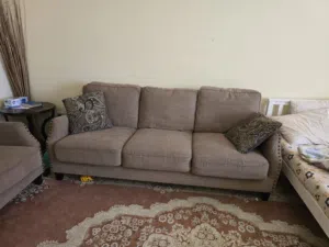 5 seaters sofa in very good condition