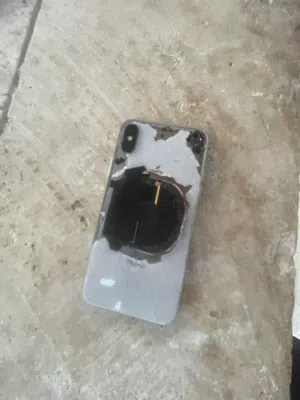 جهاز ايفونxللبيع بده شاشه وبطاريه للبيع او للبدل اقرا الوصف