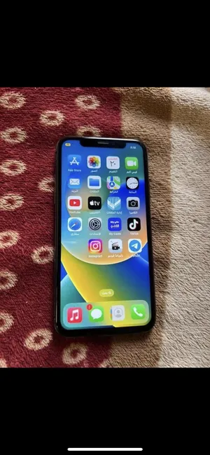 Apple . iPhone SE 2 . 64 GB4