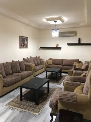 شقة مفروشة للايجار في ضاحية الرشيد