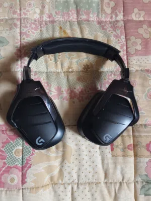 Logitech G933 Artemis Spectrum بحالة الوكالة 100%