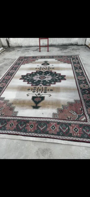 سجاده مستعمل للبيع الكبيره30 مطلوب فيها والوسط 25