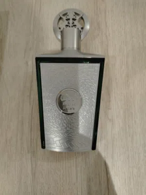 عطر الشريف من اجود انواع العطور الرجاليه الفرنسبه يترك المكان لفتره طويله للبيع