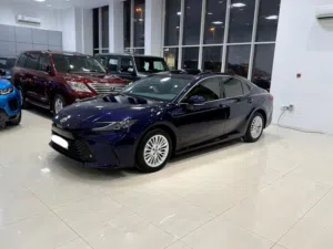 Toyota Camry LE 2025 (Blue)