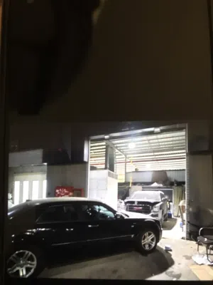 ورشة سمكرة وبوية للايجار