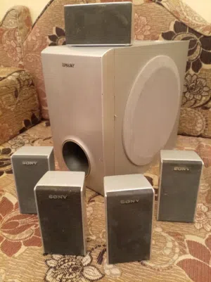 سماعات بنشبكو ع اي شي