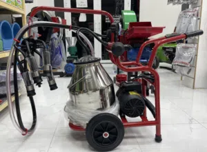 عرض خاص / حلابة الأبقار سعة الخزان 25 لتر صنع تركيا من شركة ميلاستي ضمان سنة واحدة للمحرك