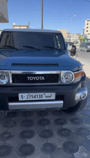 Used Toyota FJ in Misrata