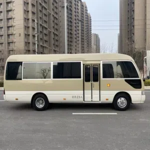 ابحث عن باص في حدود مسقط للبيع مع العقد
