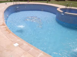 مقاول  عام  و حمامات سباحه لاند سكيب  تشطيب  تسليم كهرباء واتصالات