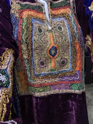 ثوب تطريز ملكه