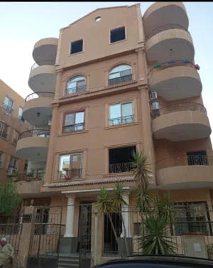 250 m2 3 Bedrooms Apartments for Sale in Giza 6th of October