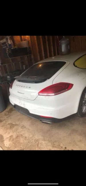 قطع غيار سيارات بورش PORSCHE (( جديدة و مستعمله))
