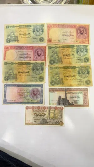 عملات ورقيه