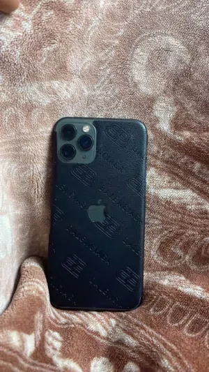 Apple iPhone 11 Pro 256 GB in Al Dakhiliya