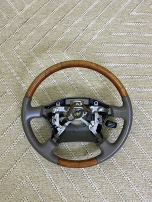 للبيع قطع غيار Ls 400
