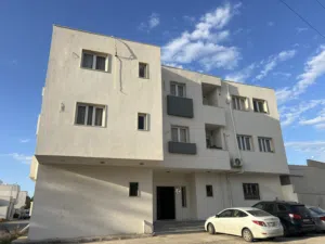 شقه للبيع او ايجار ارجو الاتصال بالرقم في الوصف  ###################################################