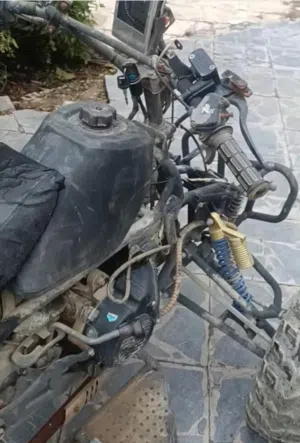 للبيع رباعيه بدون كفرات حجم كبير