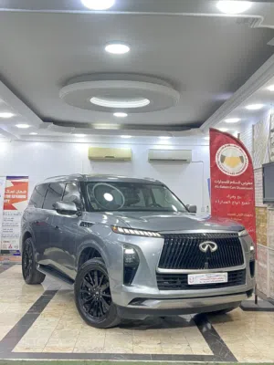 انفينتي QX80 2025 وارد نظيف بحاله جيده