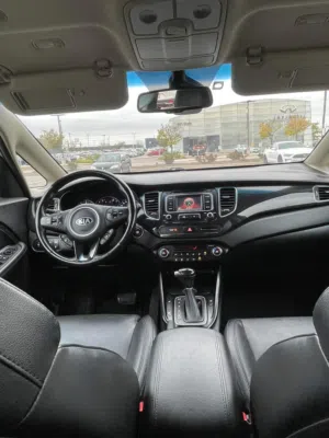 Used Kia Carens in Al Maya