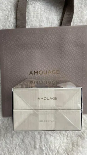عطر عود زحل من امواج