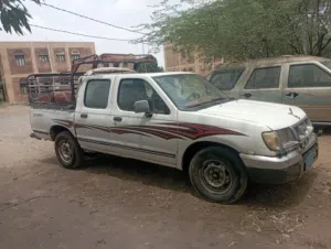 نيسان للبيع