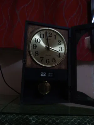 ساعة حائط ياباني RHYTHM أصلية ميكانيكال – عمرها +35 سن