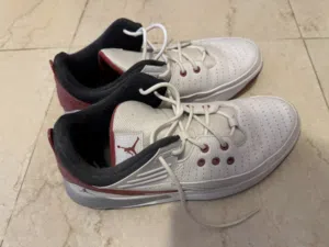 Jordan Max Aura 5 (negotiable price) جوردن ماكس اورا 5 (قابل للتفاوض)