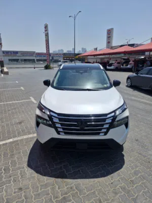 نيسان روج 2024 SL فل أوبشن AWD  ممشى 14 ألف كم  جاهزة للاستعمال