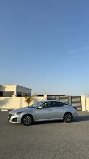 Used Nissan Altima in Al Batinah