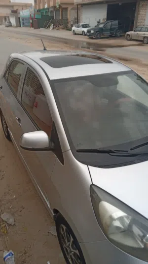 Used Kia Picanto in Tripoli