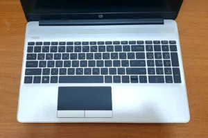 hp notebook15 core i5 الجيل 11 الرام 8G الهارد 256ssd حجم الشاشة 15.6FHD  كارت الشاشة خارجي 2G gefor