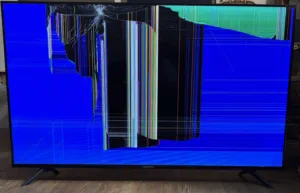 شاشة جولد تك سمارت مكسوره