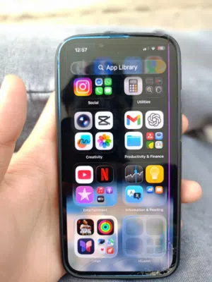 iPhone 13 in good condition. All parts original No repairs only display Line and little crack