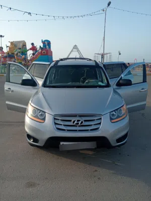 Used Hyundai Santa Fe in Tripoli