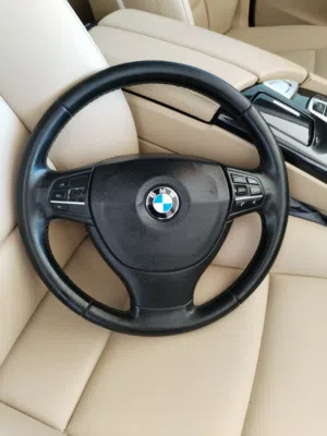 مجموعة قطع BMW F10 للبيع بسعر حرق