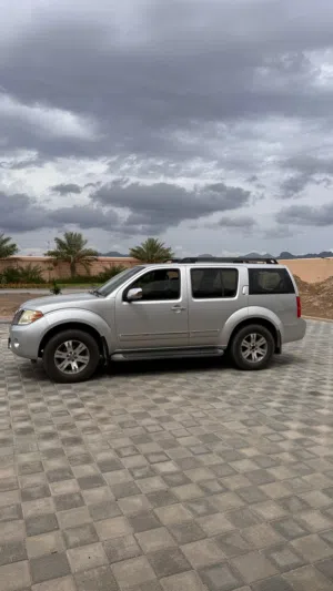 Nissan Pathfinder 2008