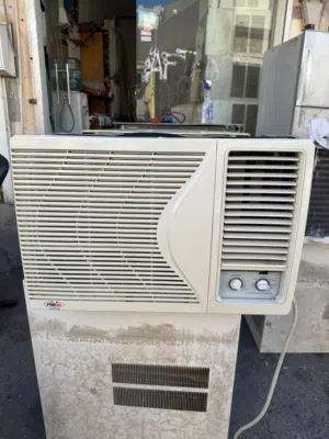 AC window For sale very good condition clean everything fine call now