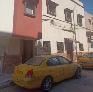 منزل دورين مفصولات.. و عدة عروض تجارية.. في راس حسن للبيع.. اقرأ الإعلان اكويس