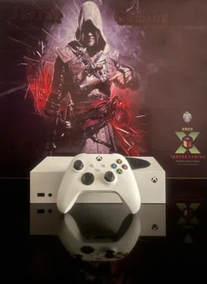 Xbox series s بحالة الوكاله مع العاب مملوكه