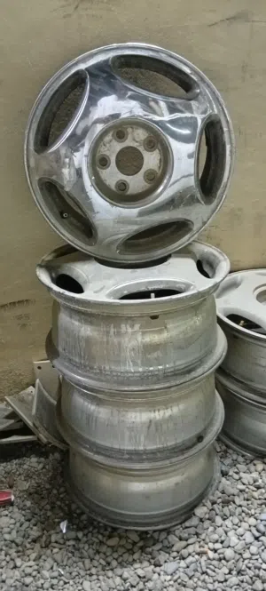 إطارات مستعمله ممتازه