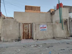 بيت للبيع في الحيانية قرب شارع موسى الكاظم مدرسة ابو