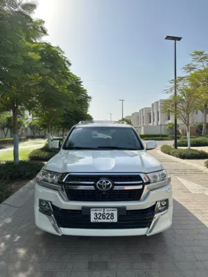 toyota Land cruiser 2014 facelifted to 2020