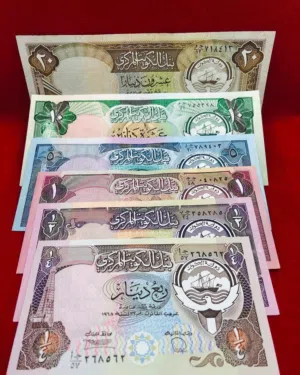 للبيع عملات الاصدار الثالث قبل الغزو ( العمله اصليه )